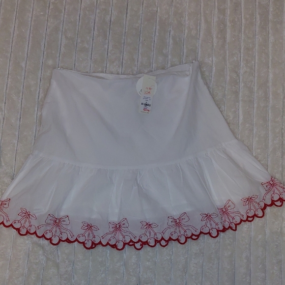 Francesca's Collections Dresses & Skirts - NWT White And Red Cherry Embroidered Trim Linen Mini Skirt